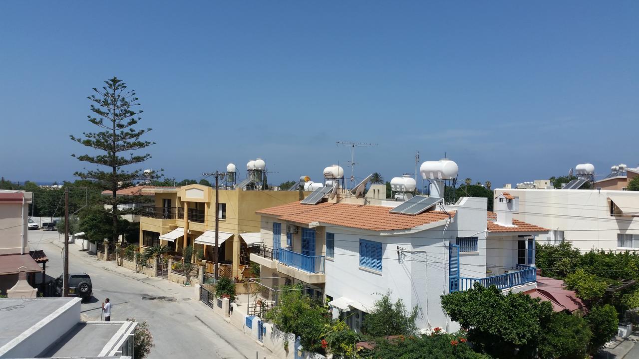 Faneromeni Court Apartment Paphos Ngoại thất bức ảnh