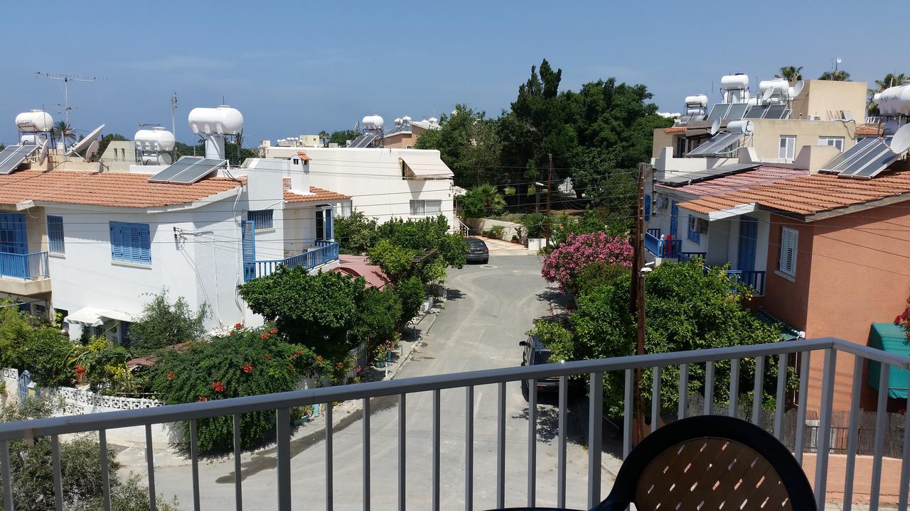 Faneromeni Court Apartment Paphos Ngoại thất bức ảnh